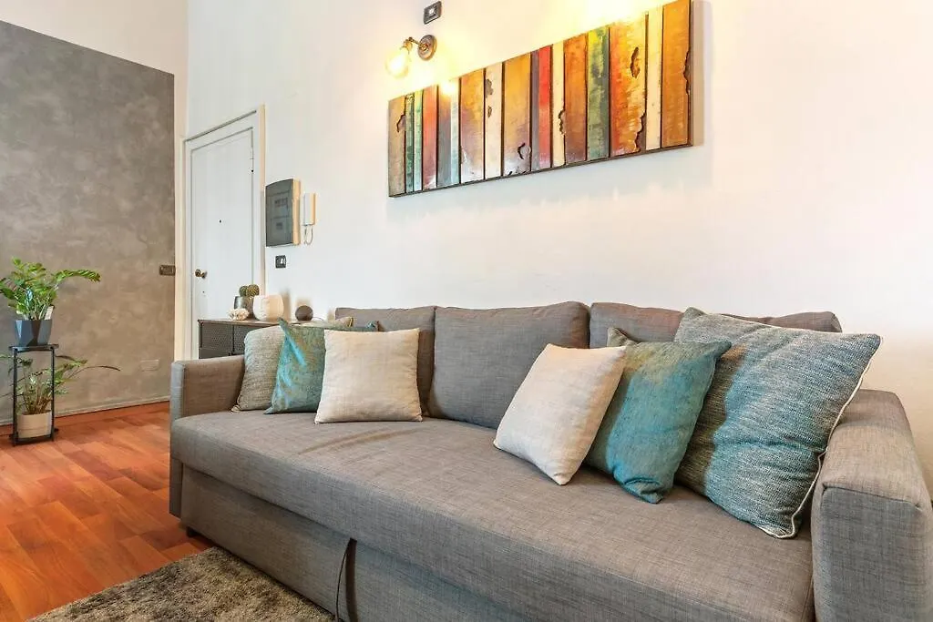 Duomo 10 Min Apartment Mailand